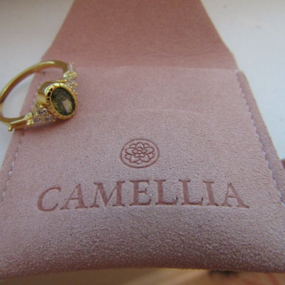 14K gold over silver Vintage Peridot Ring, size 7, missing one stone - Picture 4 of 5